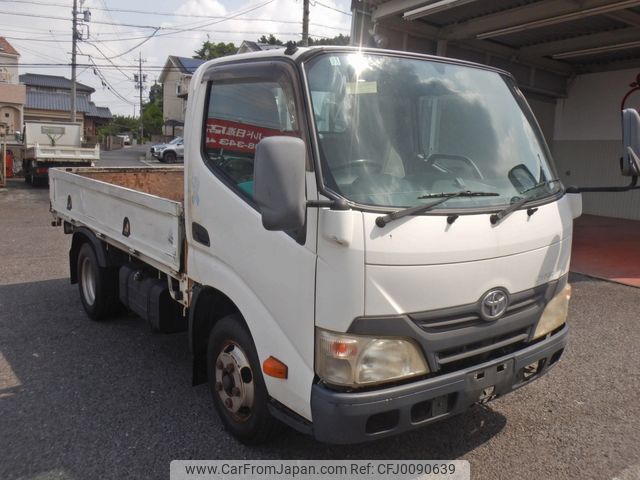 toyota dyna-truck 2011 24350602 image 1