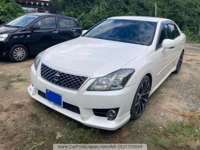 toyota crown 2010 CFJ1705069 image 1