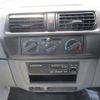 mitsubishi minicab-truck 2002 CFJ1565676 image 19
