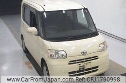 daihatsu tanto 2010 CFJ1790998