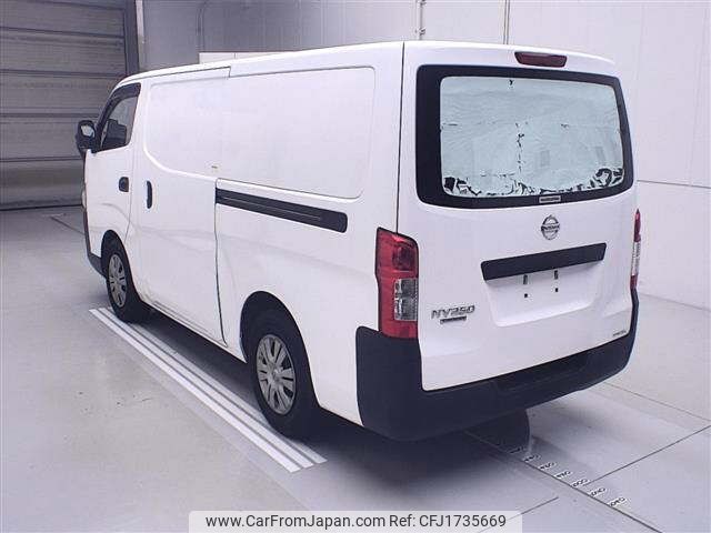 nissan caravan-van 2016 CFJ1735669 image 2