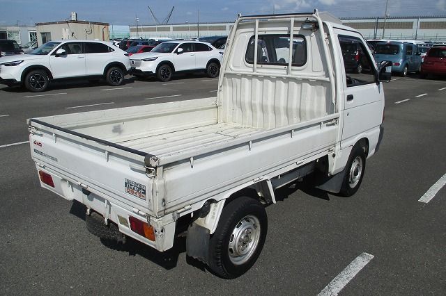1993 Daihatsu Hijet Truck V-S83P 4WD - Car Price $883