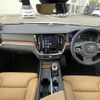 volvo v60 2024 CFJ1772383 image 18