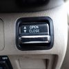 toyota coaster 2000 25112506 image 35
