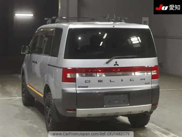 mitsubishi delica-d5 2013 CFJ1682179 image 2