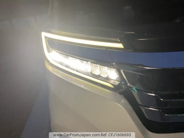 honda stepwagon 2019 CFJ1606693 image 2