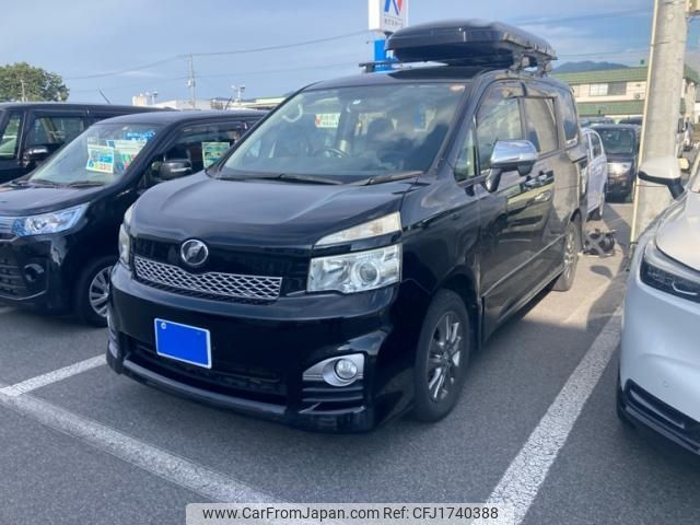 toyota voxy 2012 CFJ1740388 image 2