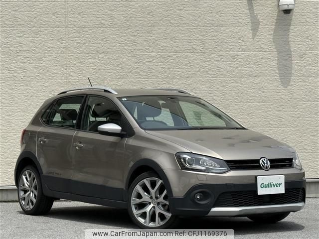 volkswagen cross-polo 2017 -VOLKSWAGEN--VW Cross Polo DBA-6RCJZW--WVWZZZ6RZHU044685---VOLKSWAGEN--VW Cross Polo DBA-6RCJZW--WVWZZZ6RZHU044685- image 1
