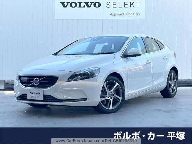 volvo v40 2016 -VOLVO--Volvo V40 LDA-MD4204T--YV1MVA8RDG2326305---VOLVO--Volvo V40 LDA-MD4204T--YV1MVA8RDG2326305- image 1