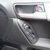 toyota land-cruiser-prado 2021 25011306 image 30