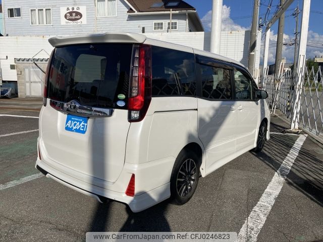 toyota noah 2016 -TOYOTA--Noah DBA-ZRR80W--ZRR80-0197927---TOYOTA--Noah DBA-ZRR80W--ZRR80-0197927- image 2