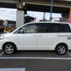 toyota noah 2002 GOO_JP_700102067530210128003 image 5