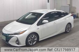 toyota prius-phv 2017 CFJ1798917