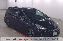 toyota prius-α 2019 CFJ1816115