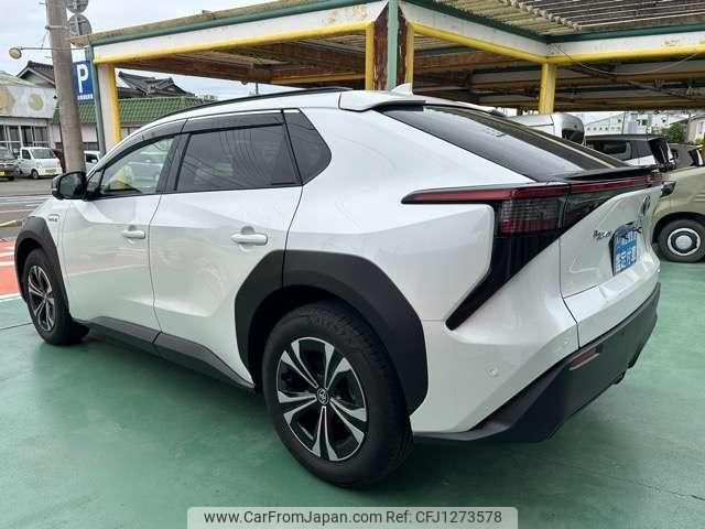 toyota toyota-others 2023 quick_quick_ZAA-YEAM15_YEAM15-0001715 image 2