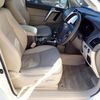 toyota land-cruiser-prado 2020 24340507 image 16