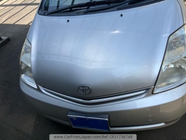 toyota prius 2004 CFJ1736748 image 1