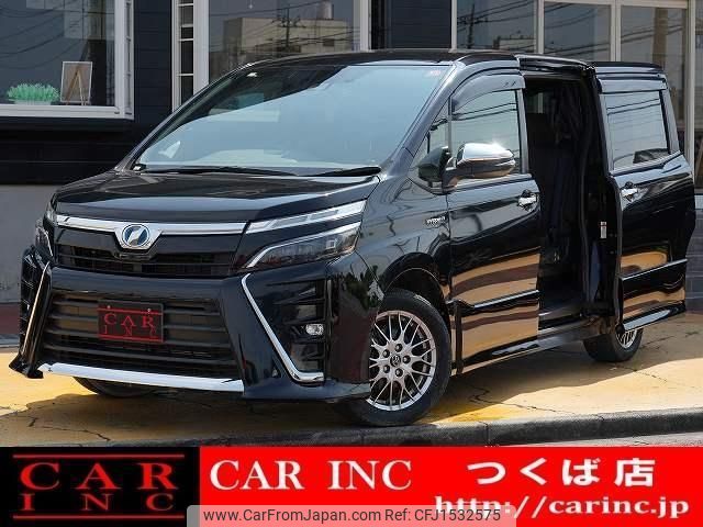 toyota voxy 2018 CFJ1532575 image 1