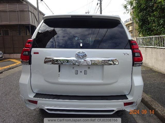 toyota land-cruiser-prado 2017 -TOYOTA--Land Cruiser Prado GDJ150W--0024431---TOYOTA--Land Cruiser Prado GDJ150W--0024431- image 2