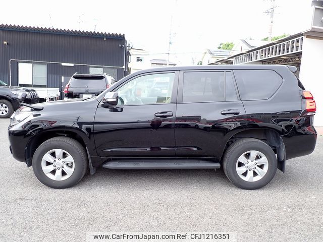 toyota land-cruiser-prado 2020 25431302 image 2
