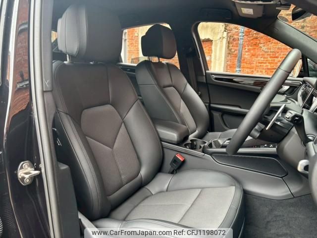 porsche macan 2023 quick_quick_3BA-J1NT_WP1ZZZ95ZPLB11464 image 2