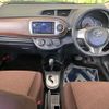 toyota vitz 2013 CFJ1598637 image 2