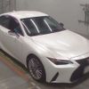 lexus is 2023 CFJ1843183 image 10