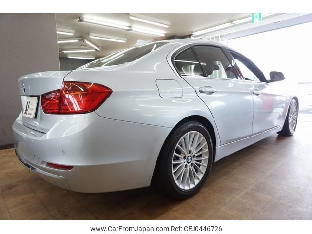 bmw 3-series 2012 quick_quick_3B20_WBA3B16050NP43931 image 2