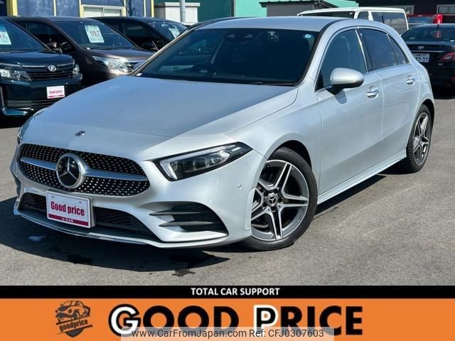 mercedes-benz a-class 2018 quick_quick_5BA-177084_WDD1770842J059511 image 1