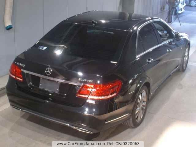 mercedes-benz e-class 2013 -MERCEDES-BENZ--Benz E Class 212026C-2A843715---MERCEDES-BENZ--Benz E Class 212026C-2A843715- image 2