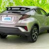 toyota c-hr 2017 quick_quick_DAA-ZYX10_ZYX10-2022469 image 3