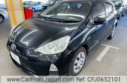 toyota aqua 2014 AF-NHP10-6342018