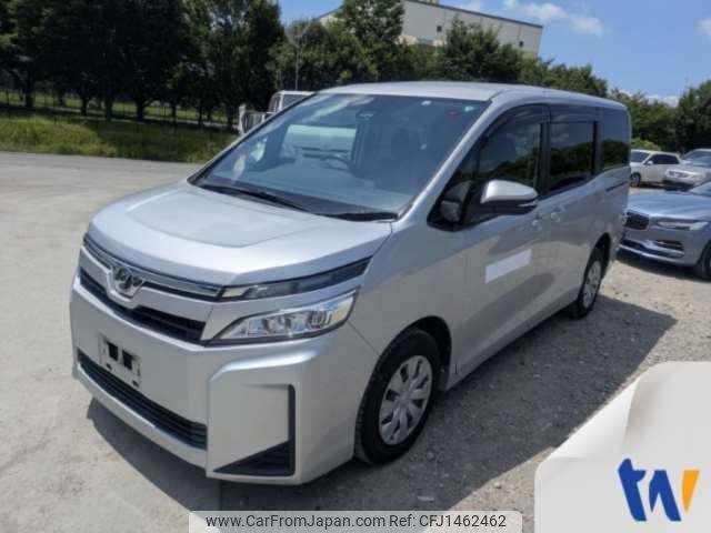 toyota voxy 2018 -TOYOTA--Voxy DBA-ZRR85G--ZRR85-0102502---TOYOTA--Voxy DBA-ZRR85G--ZRR85-0102502- image 1