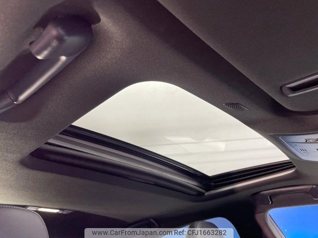 lexus is 2023 CFJ1663282 image 2