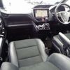 toyota noah 2018 quick_quick_DBA-ZRR80W_ZRR80-0452137 image 10