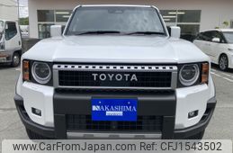 toyota land-cruiser-wagon 2024 CFJ1543502