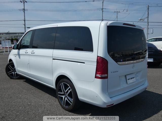 mercedes-benz v-class 2016 CFJ1523203 image 2