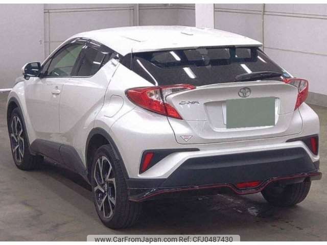 toyota c-hr 2017 -TOYOTA--C-HR DBA-NGX50--NGX50-2011525---TOYOTA--C-HR DBA-NGX50--NGX50-2011525- image 2