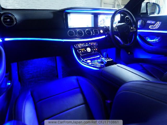 mercedes-benz e-class 2017 CFJ1710861 image 2