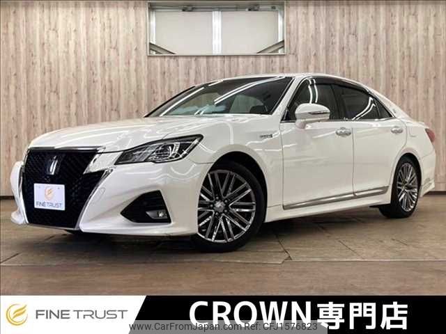 toyota crown 2016 CFJ1576823 image 1