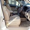 toyota land-cruiser-prado 2020 25522413 image 21