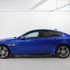 jaguar xe 2018 CFJ1839036 image 5