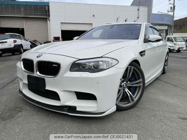 bmw m5 2012 -BMW 【札幌 382ﾁ6】--BMW M5 FV44M--0DX95371---BMW 【札幌 382ﾁ6】--BMW M5 FV44M--0DX95371- image 1