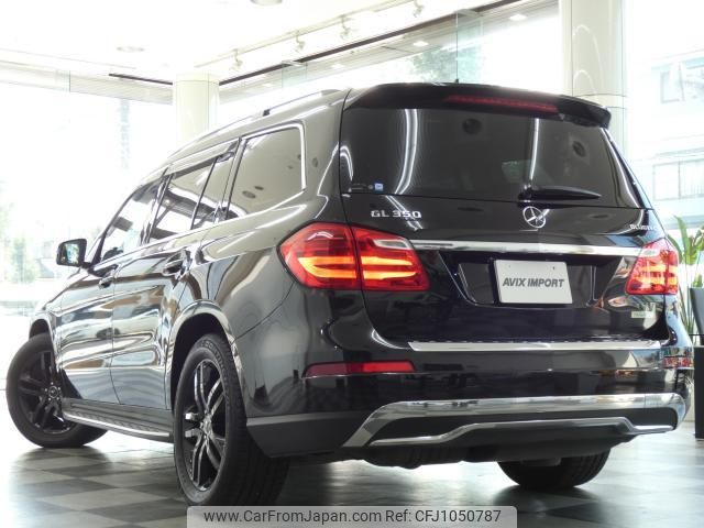 mercedes-benz gl-class 2016 CFJ1050787 image 2