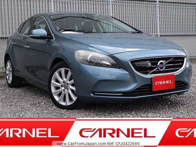 volvo v40 2013 K00147 image 1