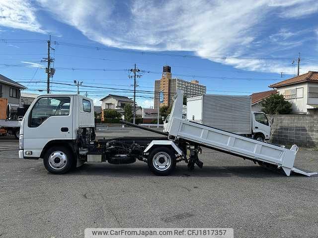 isuzu elf-truck 2017 CFJ1817357 image 2