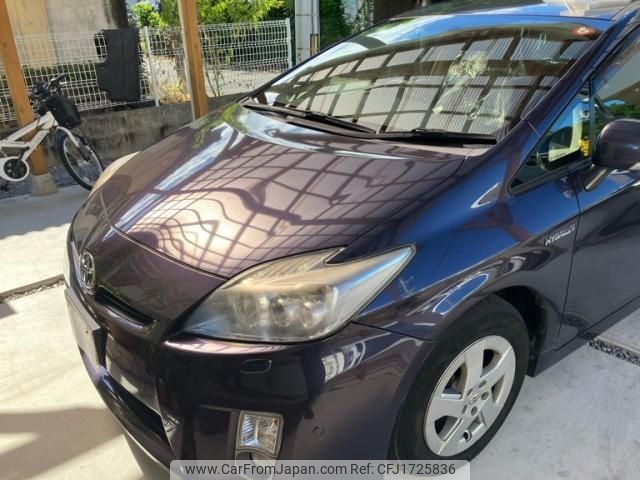 toyota prius 2011 CFJ1725836 image 1