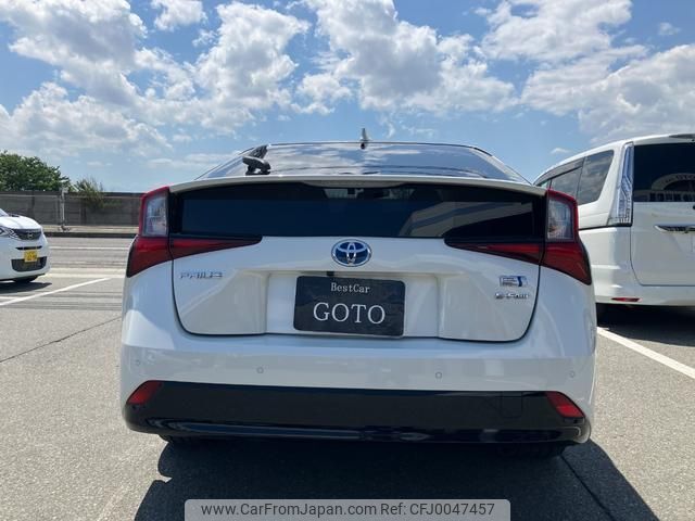 toyota prius 2019 quick_quick_ZVW55_ZVW55-6002720 image 2