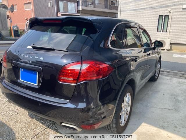 porsche cayenne 2012 CFJ1597787 image 2