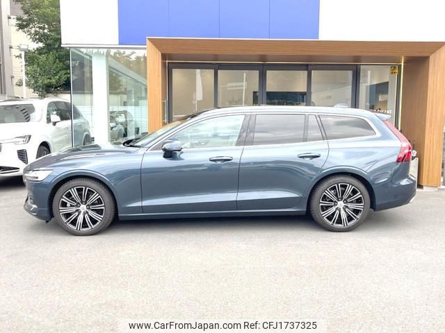 volvo v60 2018 CFJ1737325 image 2